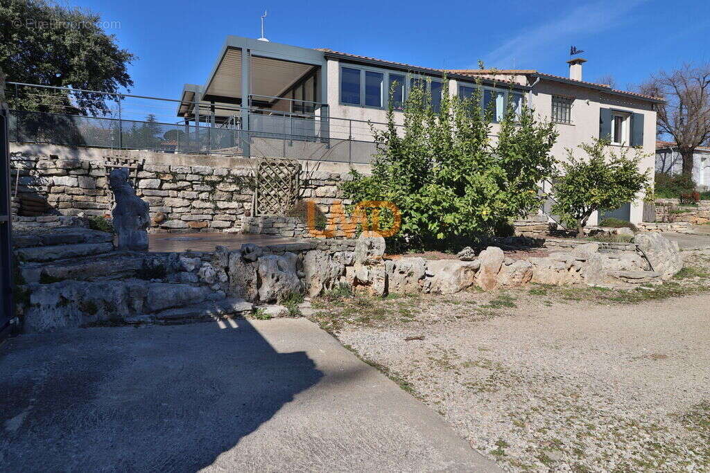 Maison à ASPERES