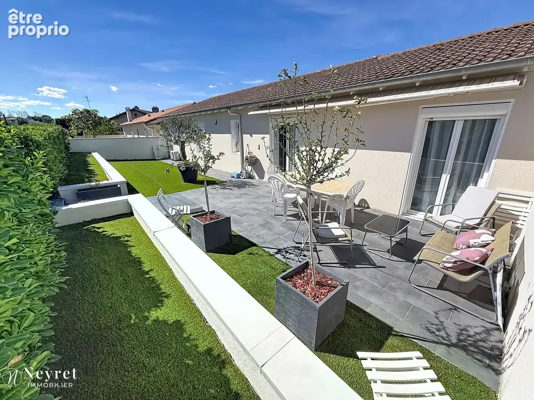 Photo Maison à Mornant au prix de 363 000€