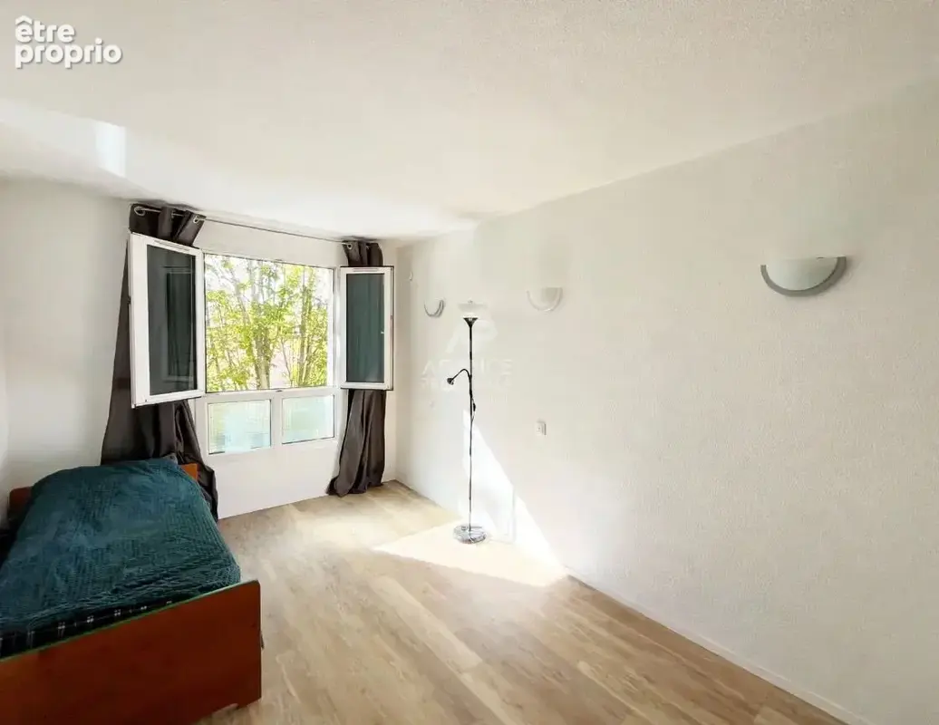 Appartement Cergy 1 pièce(s) 17.69 m2 - photo 1