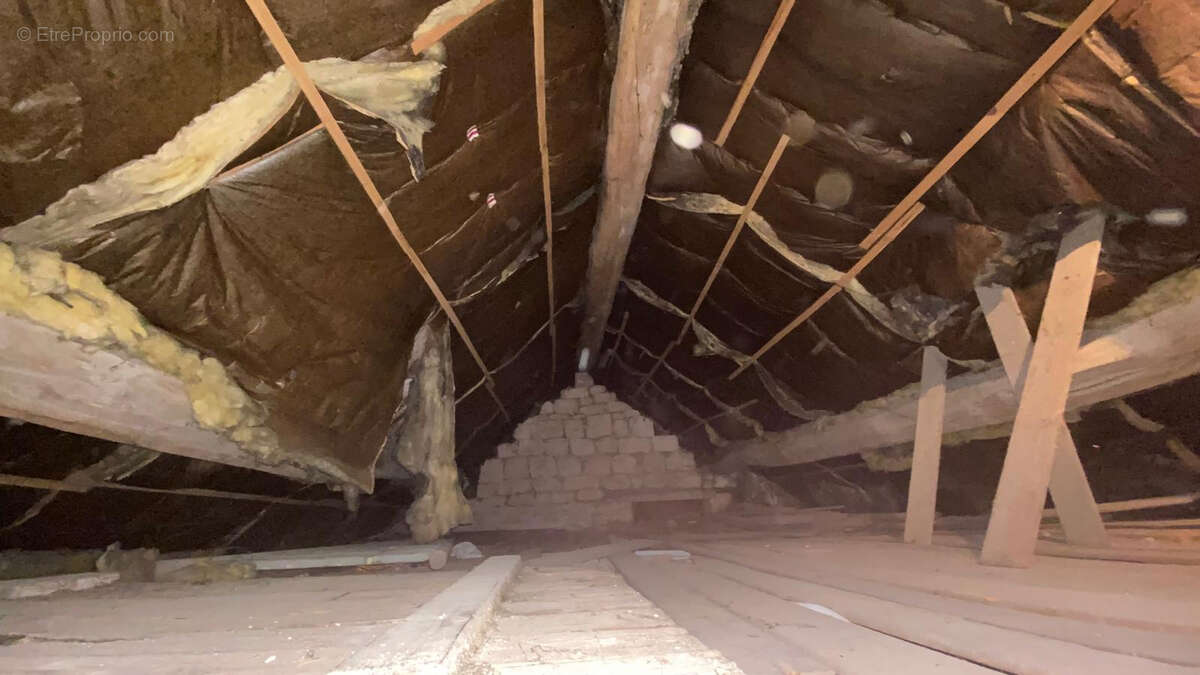 Maison à NESLES-LA-VALLEE