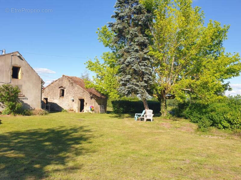 Maison à SAINTE-RADEGONDE