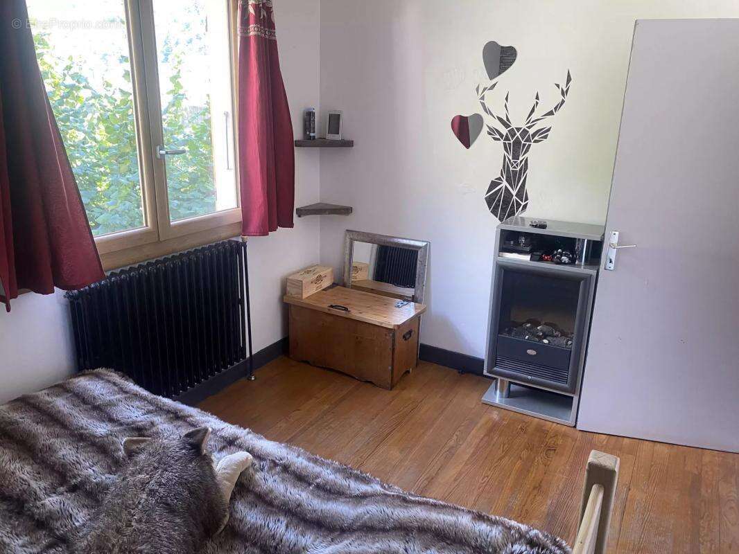 Maison à SAINT-MARCEL