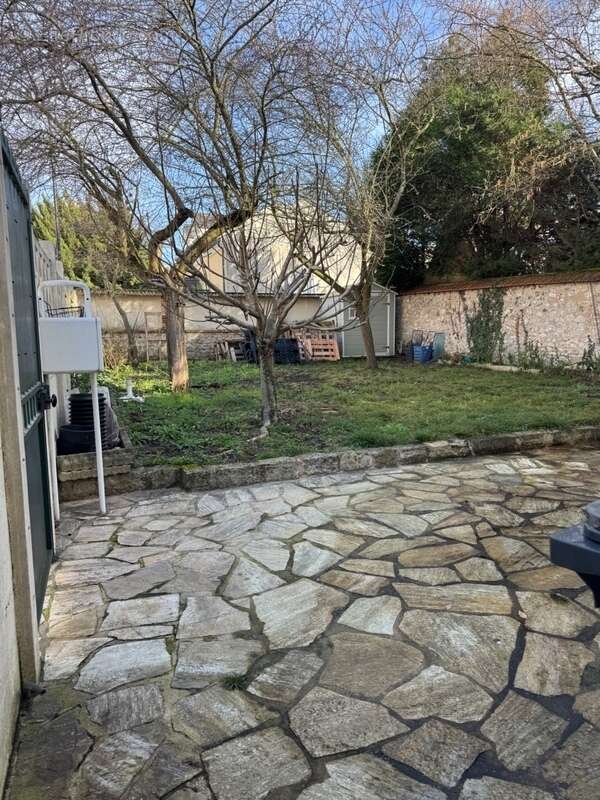 Maison à LE PERREUX-SUR-MARNE