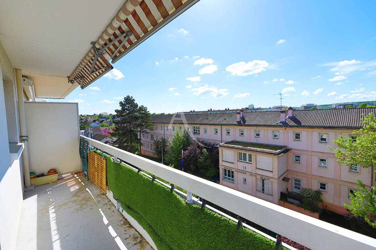 Appartement à LE PECQ