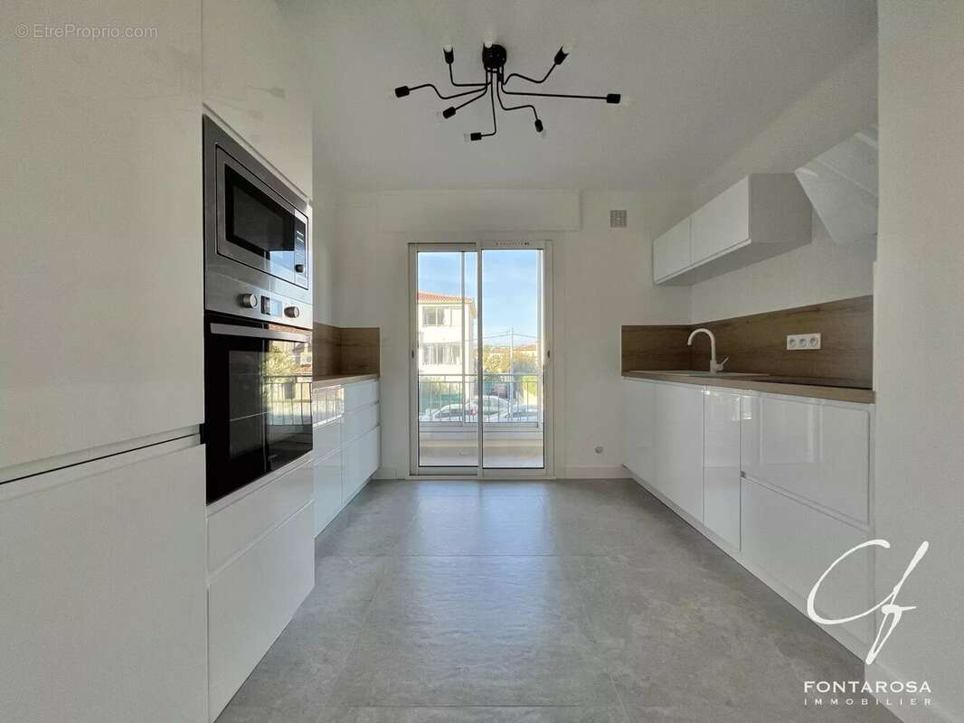 Appartement à FREJUS