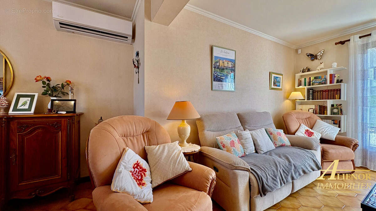 Maison à COULOUNIEIX-CHAMIERS