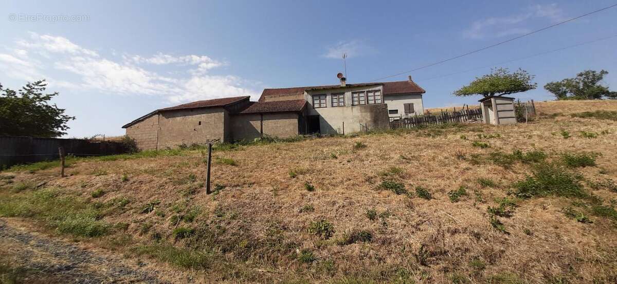 Fermette a rénover avec ses dépendances, sur 2,7 ha de terrain dans cadre bucolique - photo 13