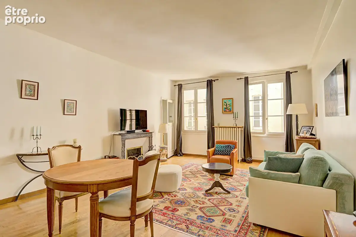 Appartement à VERSAILLES
