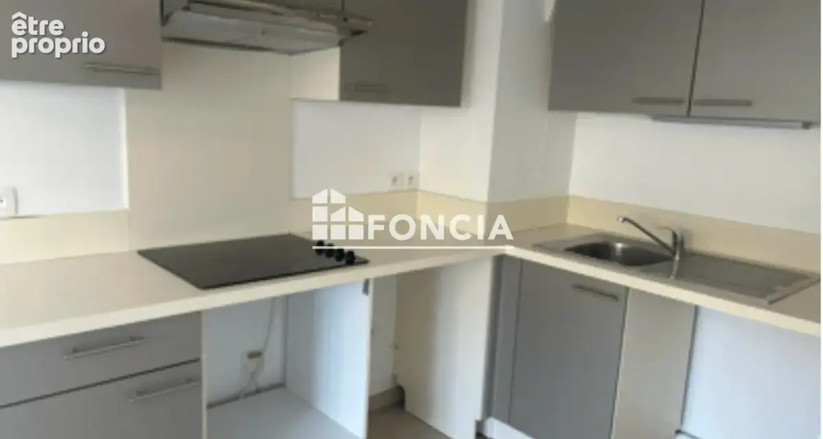 Cannes hyper centre 2P 43,70 m2 - parking - residence de 2012 - 2 éme étage - - photo 4