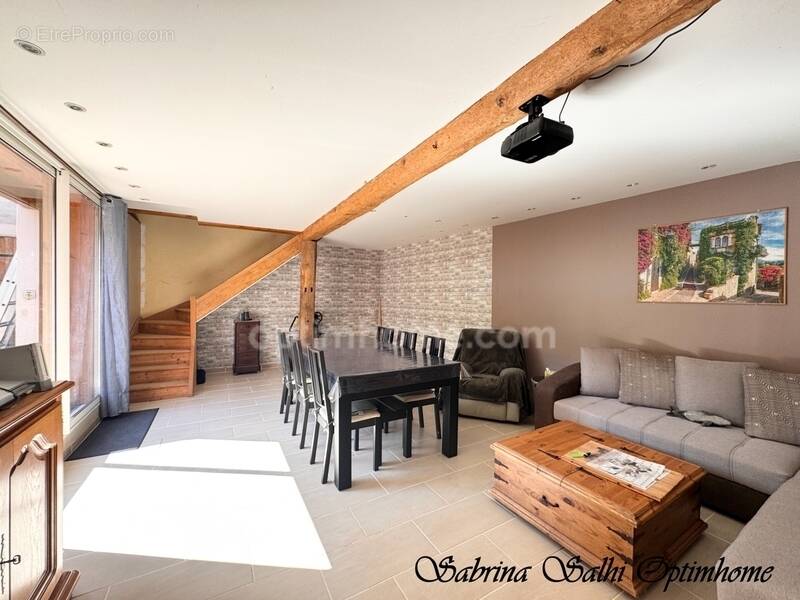 Maison à QUINCIE-EN-BEAUJOLAIS
