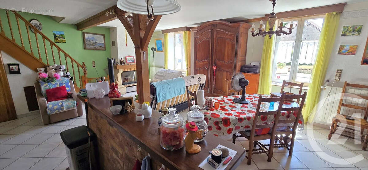 Maison 169 m² à Marmagne  - photo 4