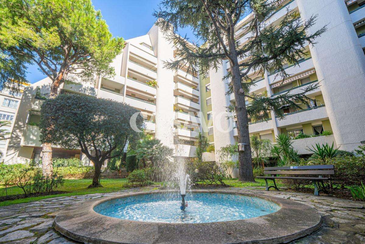 Vente Appartement 5 pièces de 88m² - 06000 Nice - photo 3