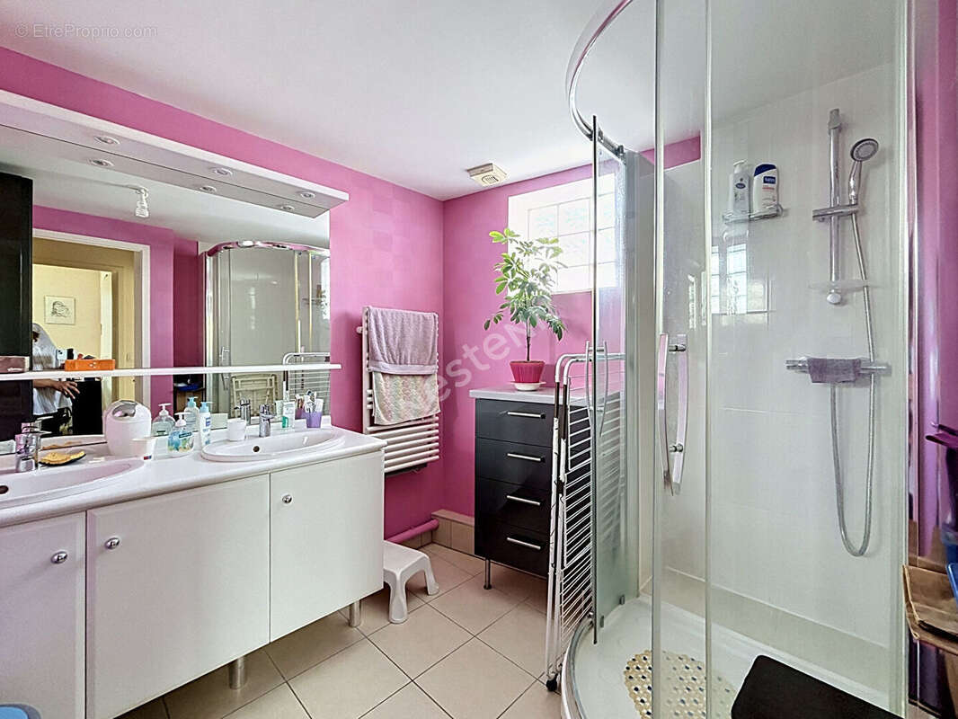 Appartement à REZE