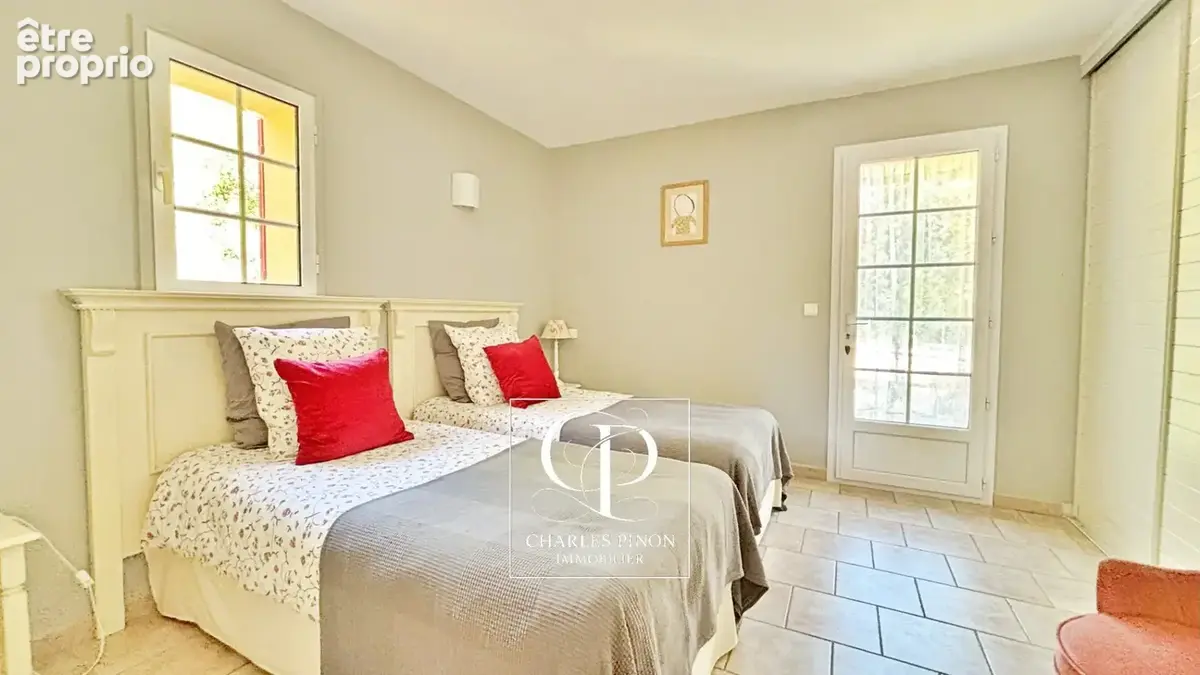 Maison à vendre 7 pièces ROGNES (13) - photo 25