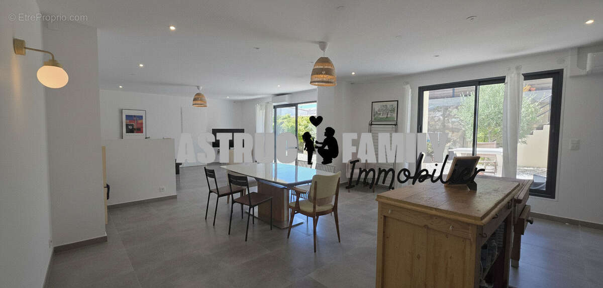 Saint-Laurent-d'Aigouze - Maison de ville - suite parentale -Coeur de ville - Rénovation totale - photo 6