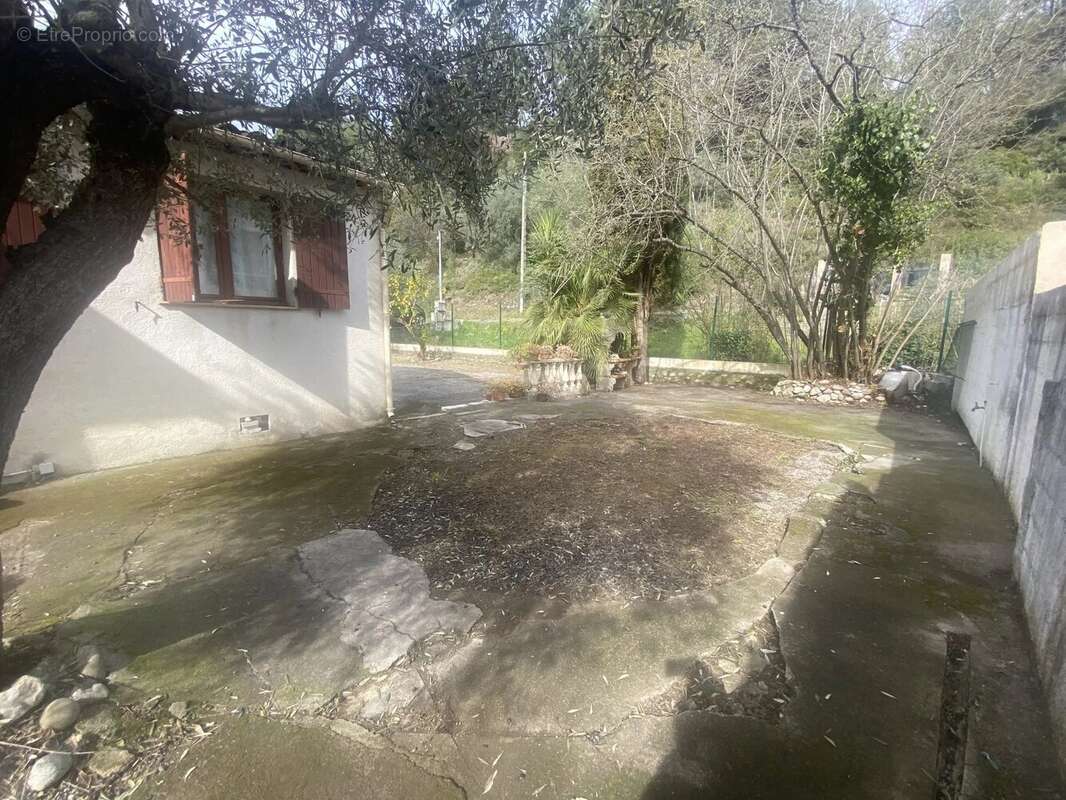 Maison à SAINT-MARTIN-DU-VAR