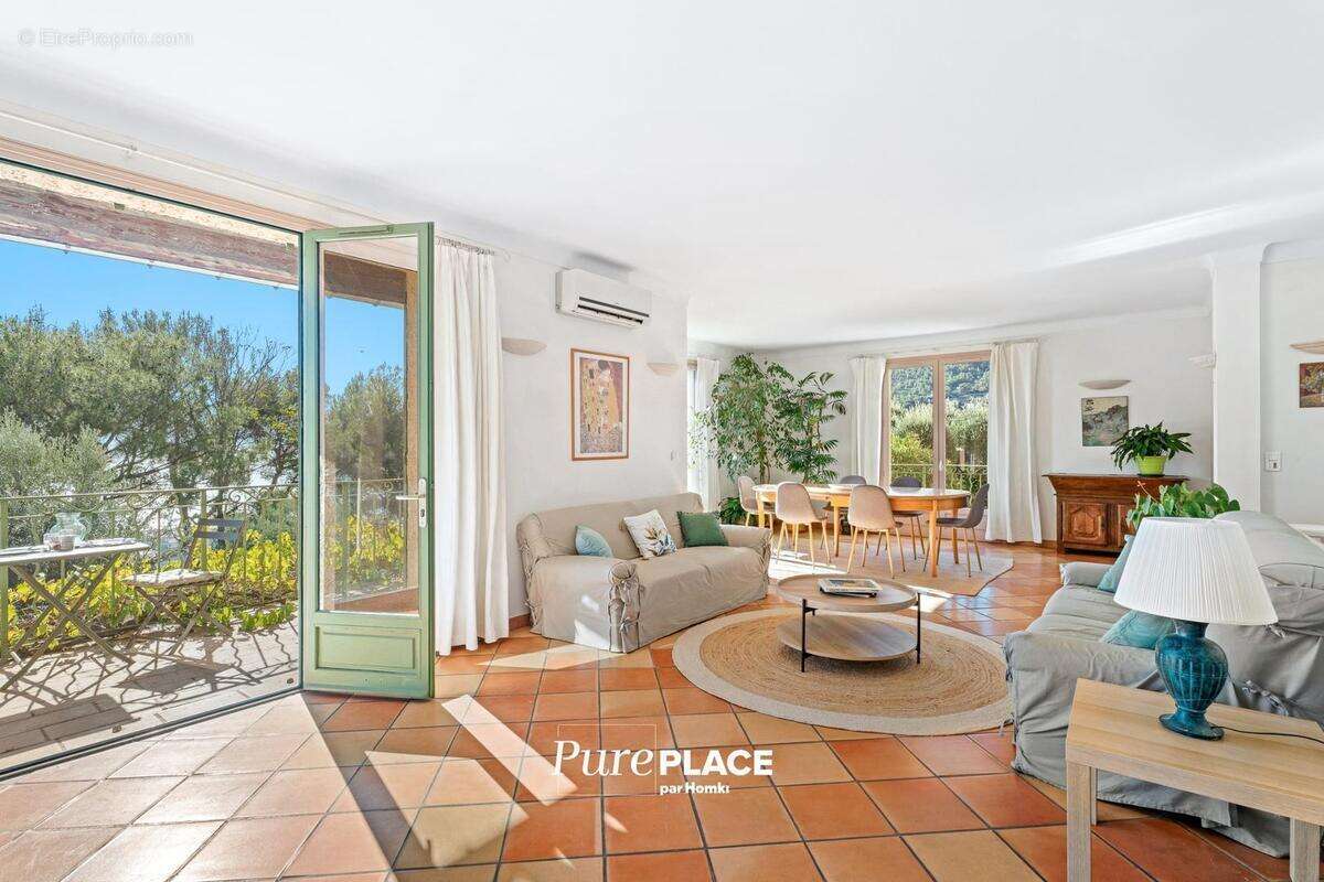 Maison à BEAUSOLEIL