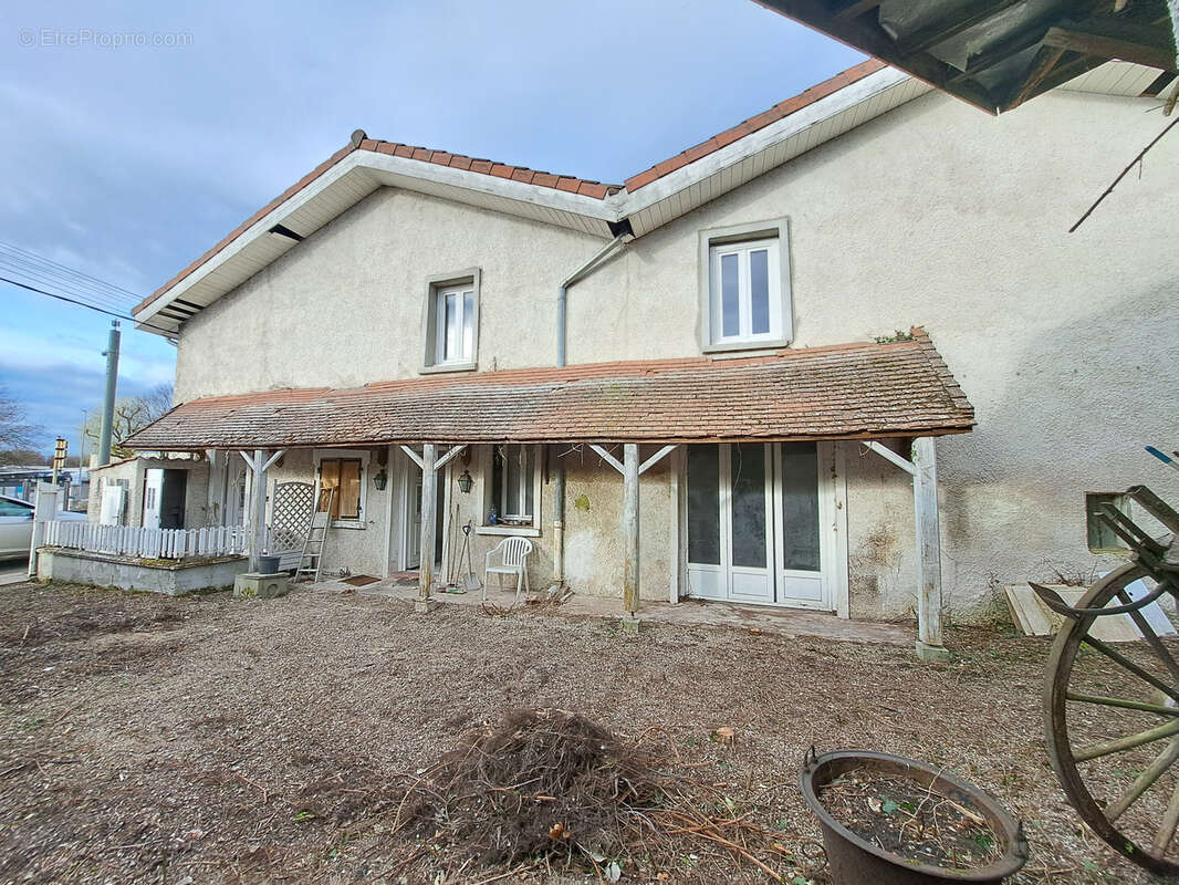 Maison à BOURGOIN-JALLIEU