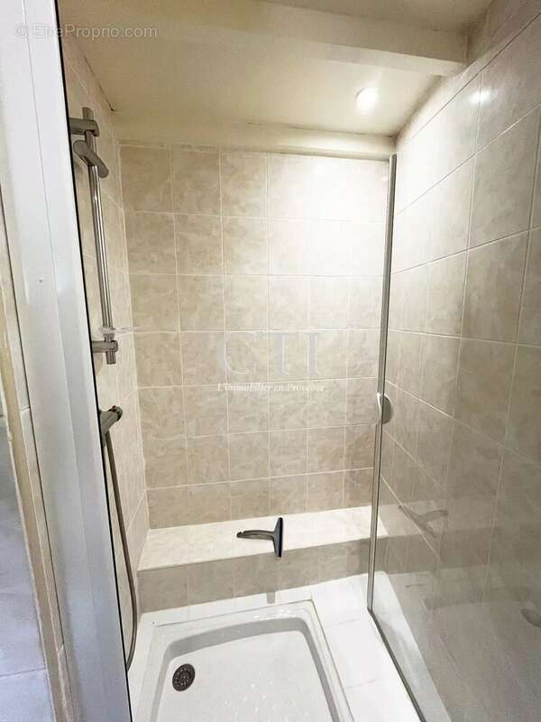 Maison à VAISON-LA-ROMAINE