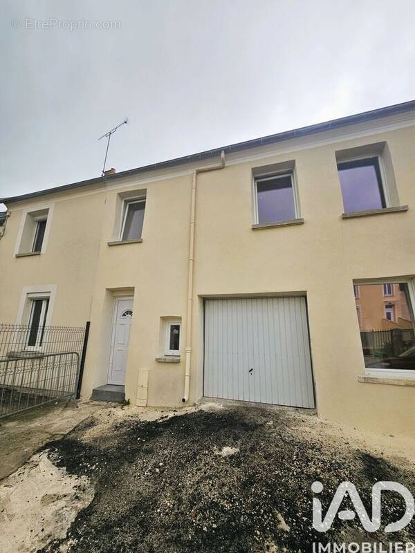 Photo 1 - Maison à NOGENTEL