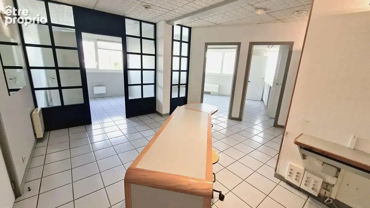 Bureaux à Quelques Pas De Tours Centre - photo 3