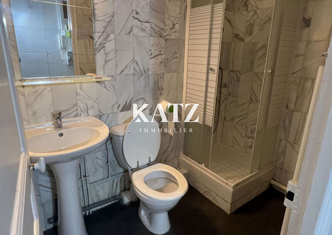 Appartement à PARIS-20E