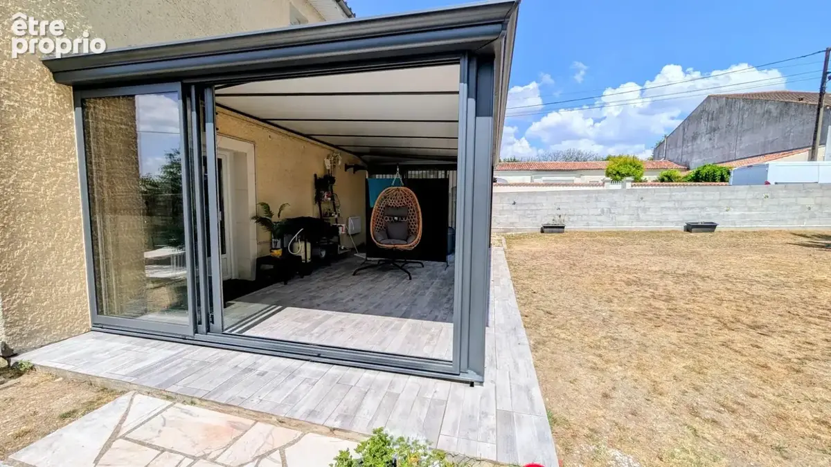 Châteaubernard – maison familiale de 174 m² – 5 chambres – terrain 950 m² – véranda chauffée – dpe c - photo 4
