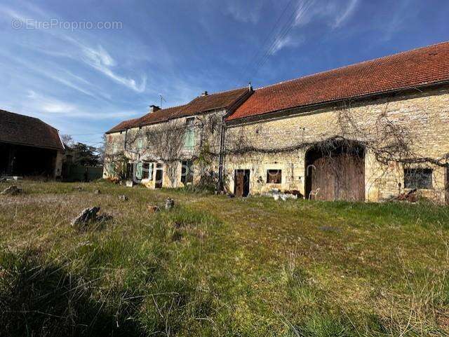 Maison à MEULSON