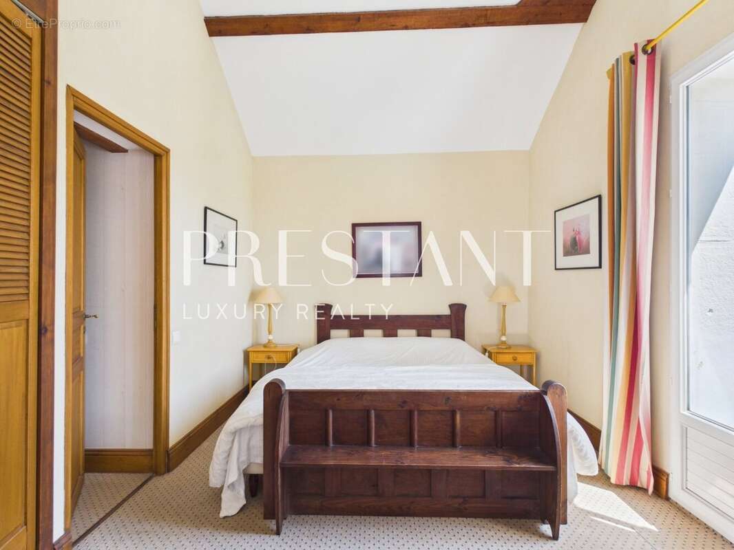Maison de ville avec extérieur - photo 12