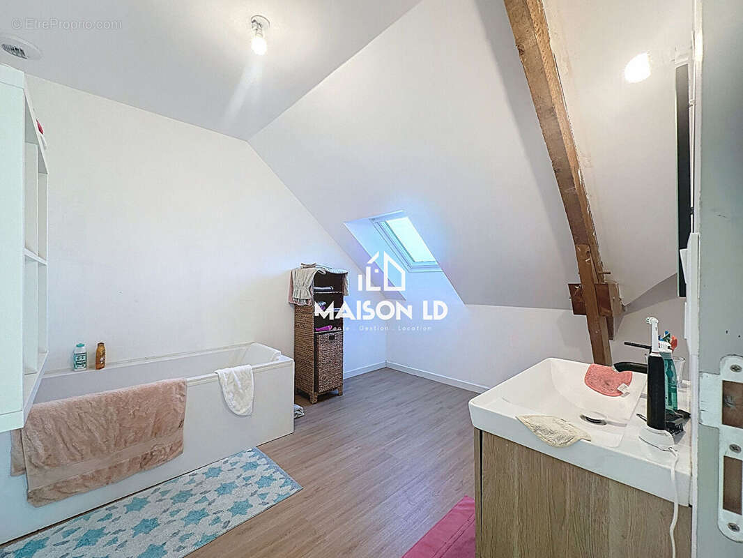 Maison à LE TANU