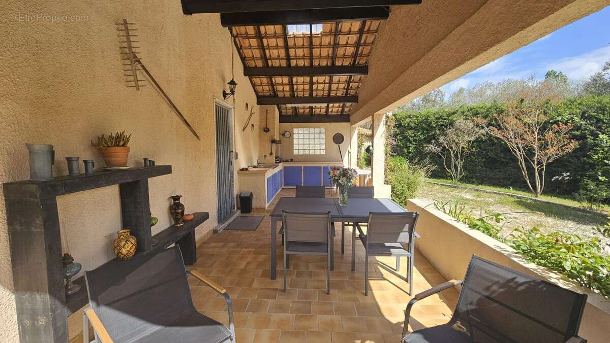 Maison à LE VAL