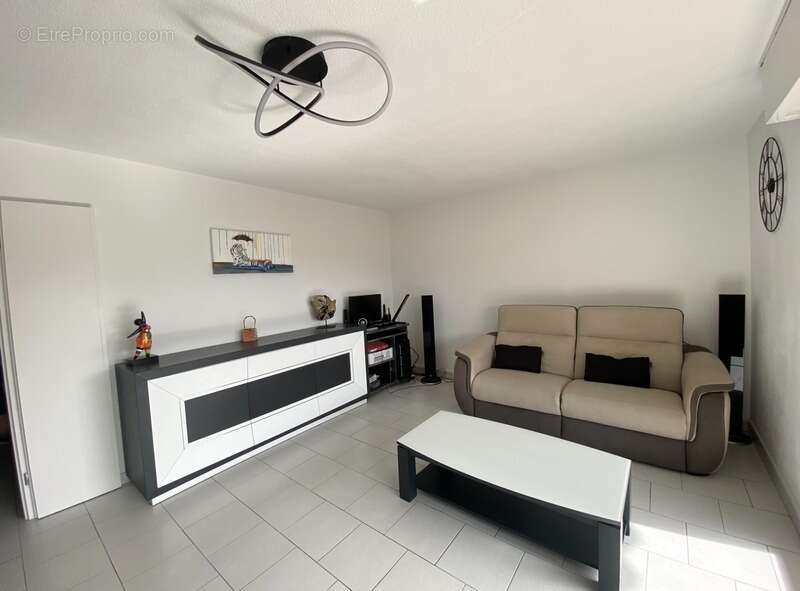 Appartement à MARSEILLE-11E