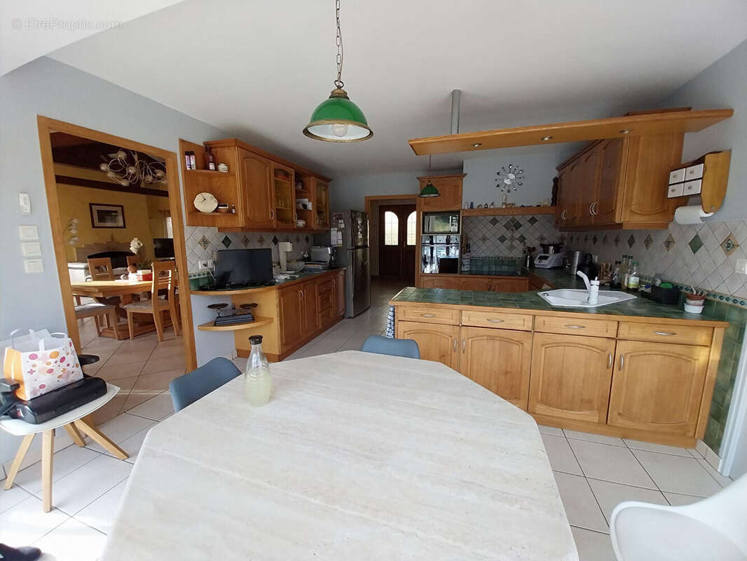 Maison à VOUNEUIL-SOUS-BIARD