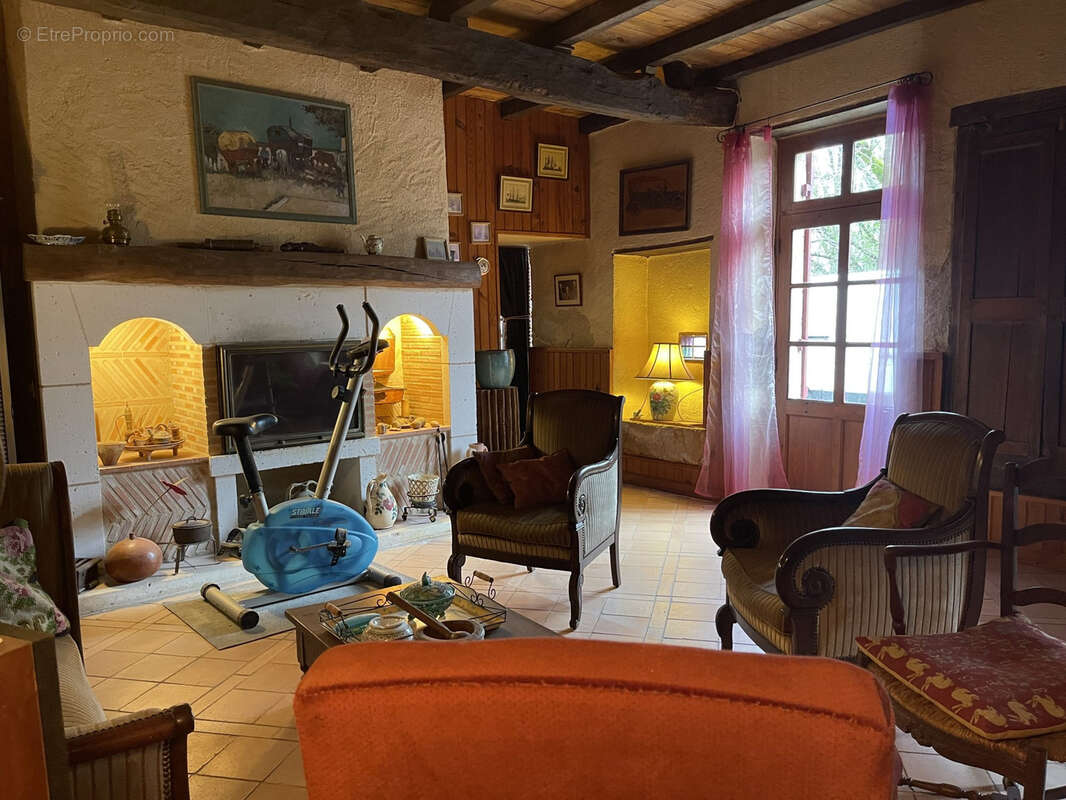 Maison à SAINT-JEAN-D'ATAUX