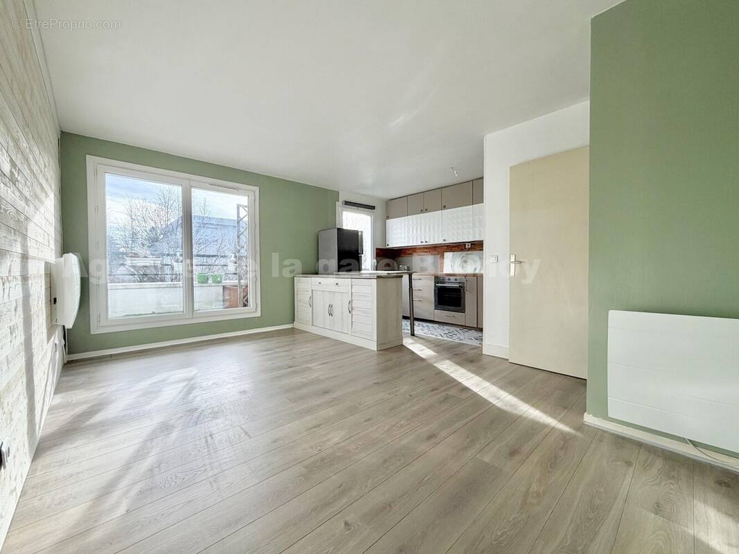 IMG_0391 - Appartement à BOUSSY-SAINT-ANTOINE