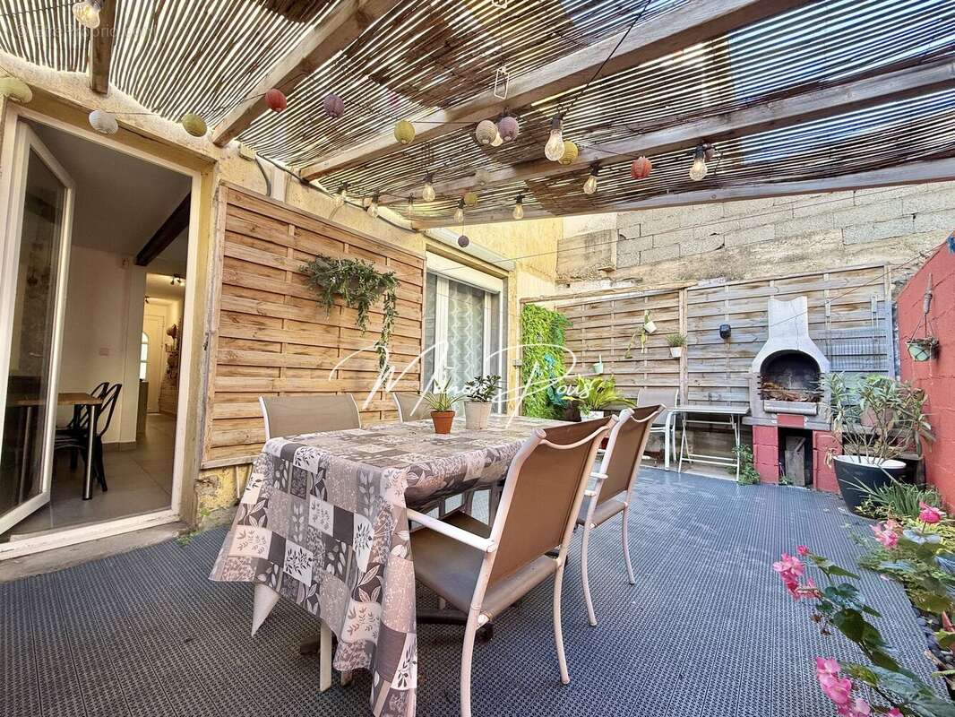 Maison à SAINT-ESTEVE