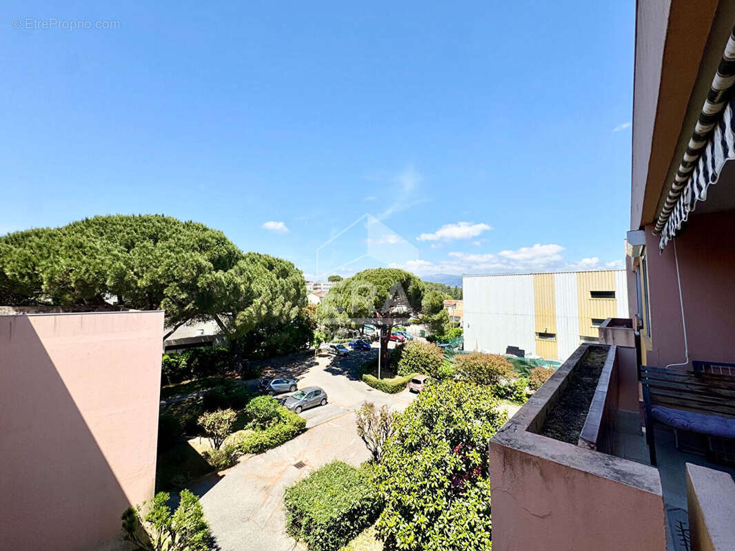 Appartement à LE CANNET