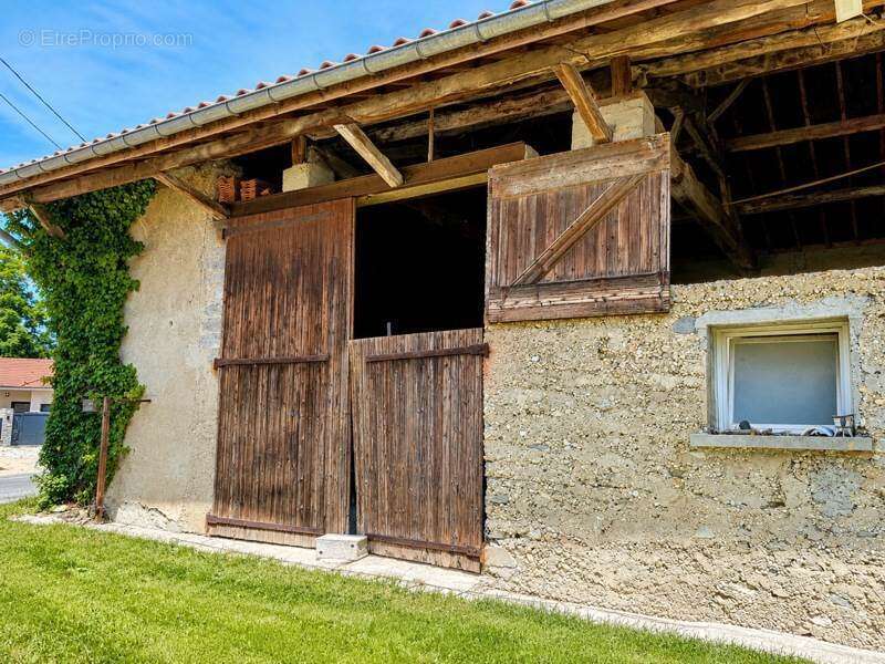 Maison à SAINT-AGNIN-SUR-BION