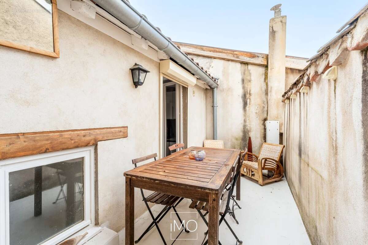Maison à CHASSELAY