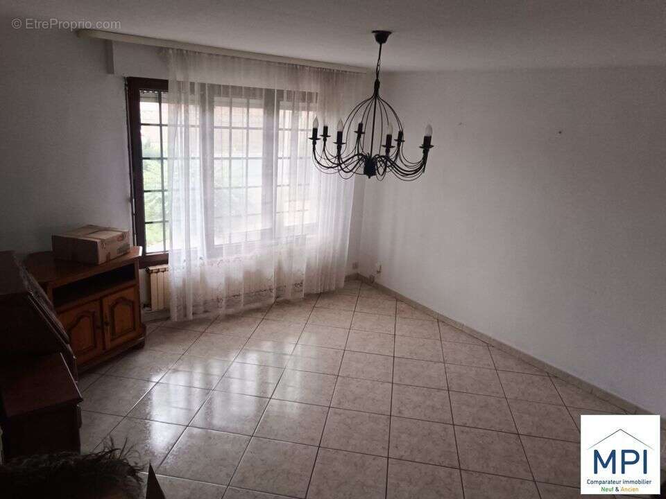 Maison à PROVIN
