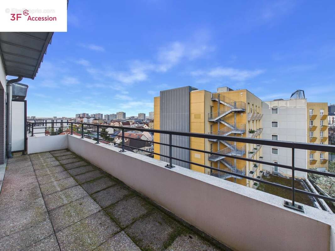 Appartement à SURESNES