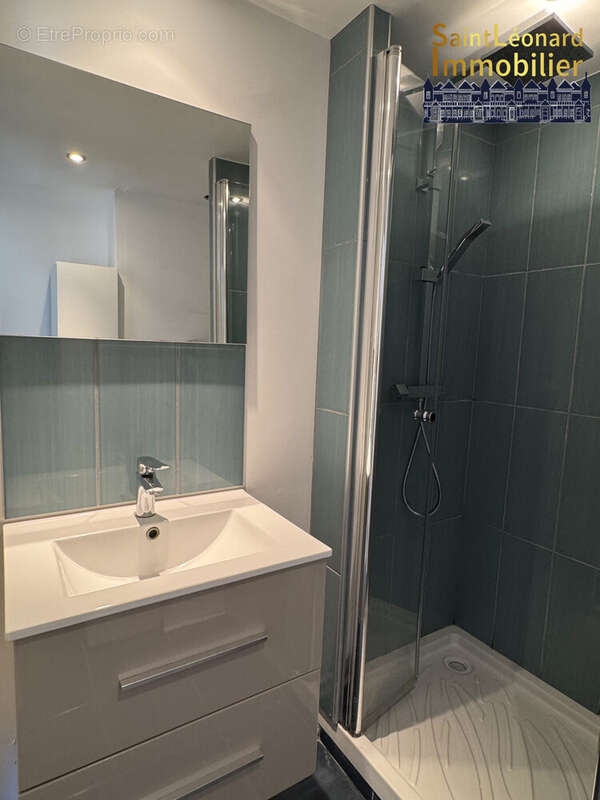 Appartement à FOUGERES