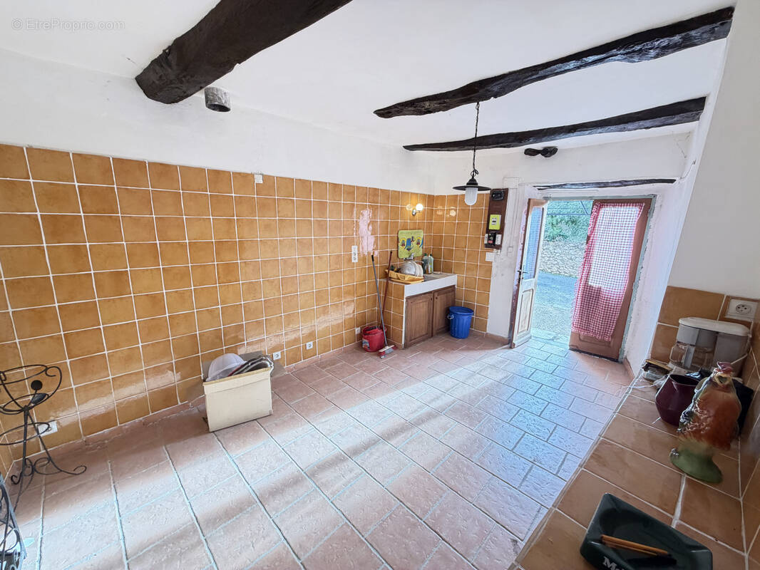 Maison à REGUSSE