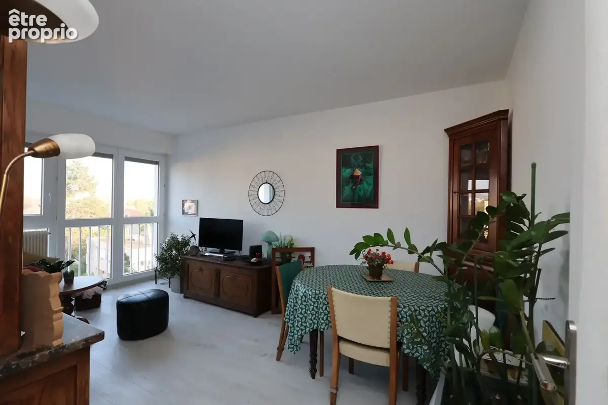 Le ban st martin appartement f3 sans travaux dernier etage avec cave et parking - photo 7
