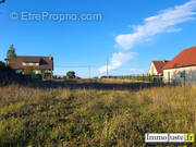 Terrain à SAINT-PIAT