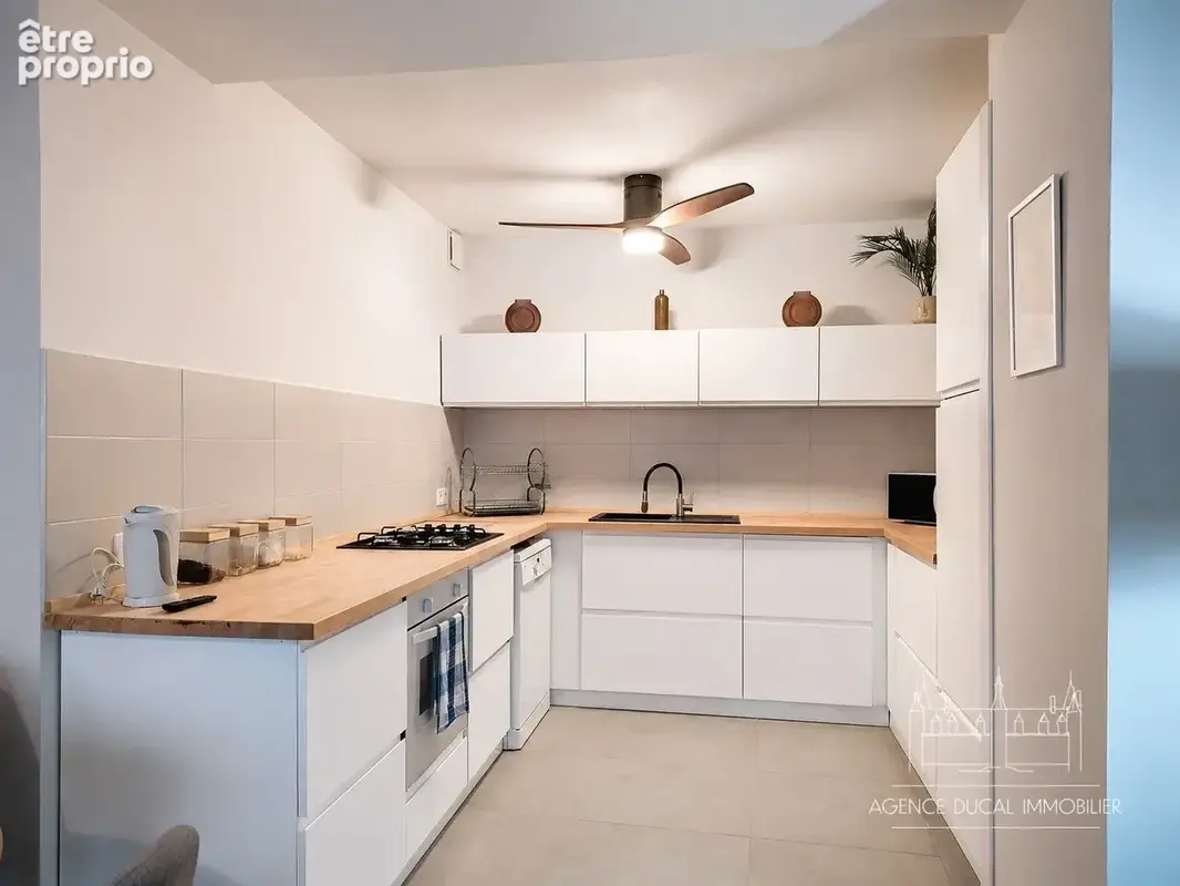 Maison 4 pièces 114 m² à vendre à Bourg-Lastic (63760) - photo 4