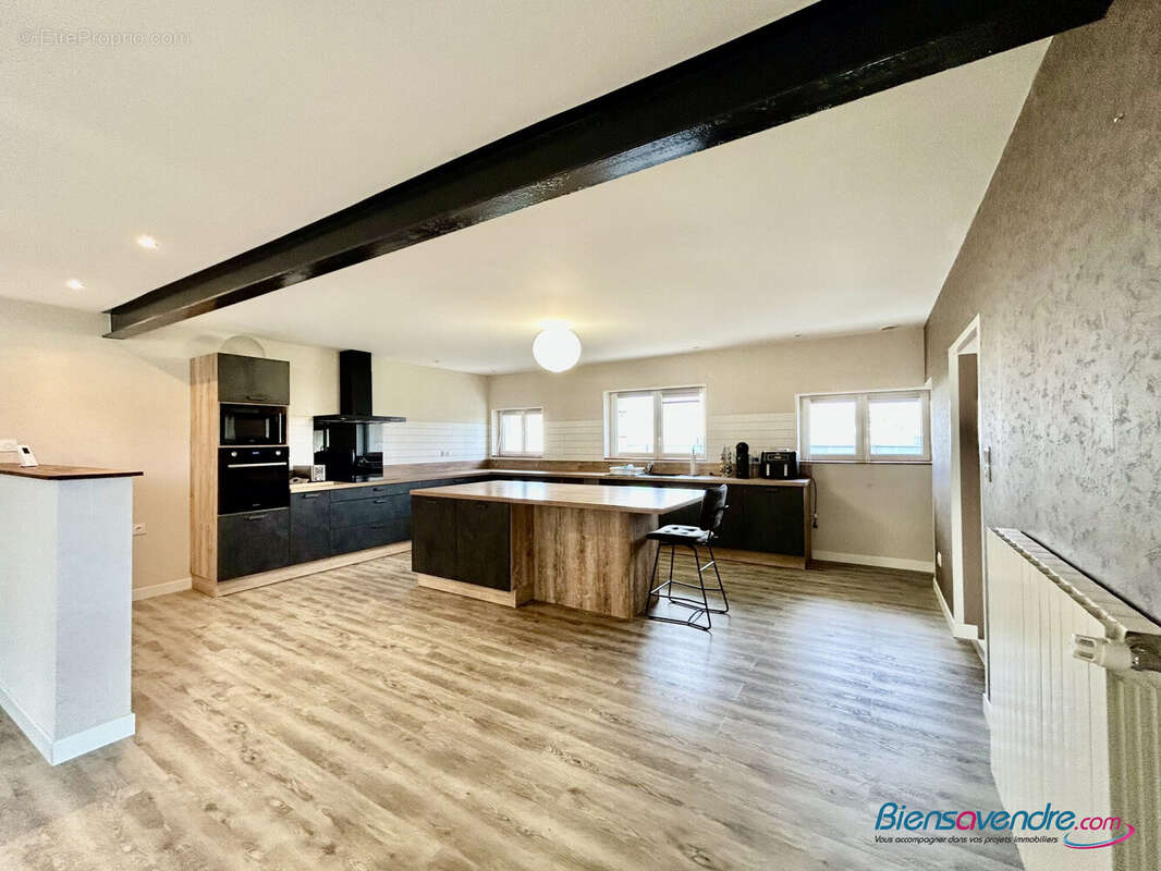 cuisine - Maison à AVANTON