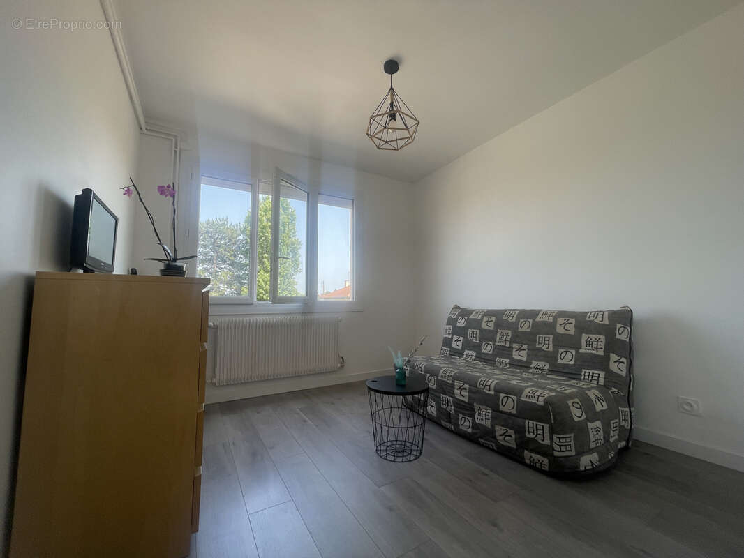 Appartement à RIORGES