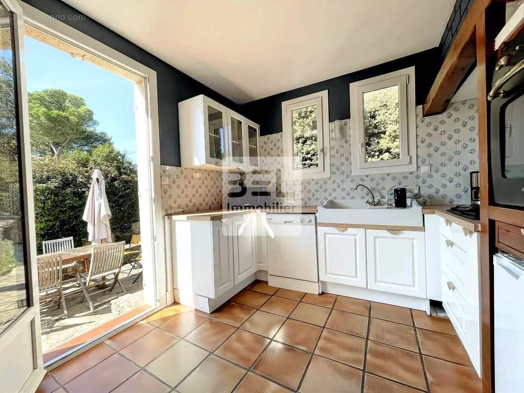 Maison à BAGNOLS-SUR-CEZE