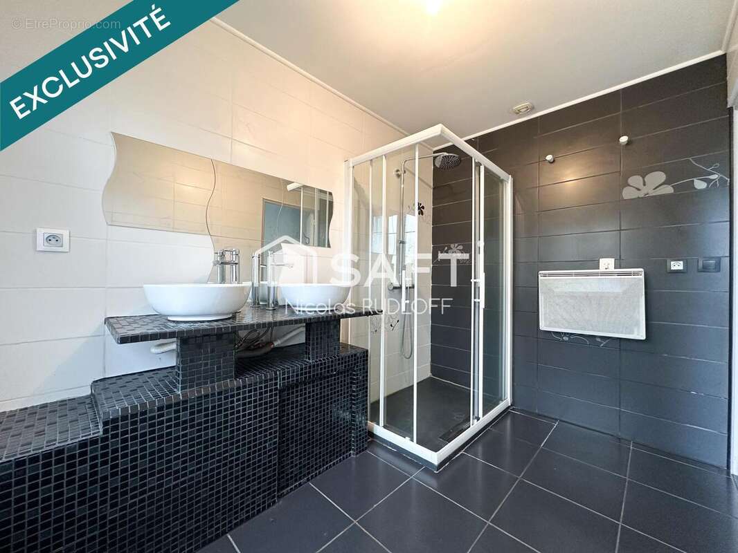 Photo 5 - Maison à CRUSNES